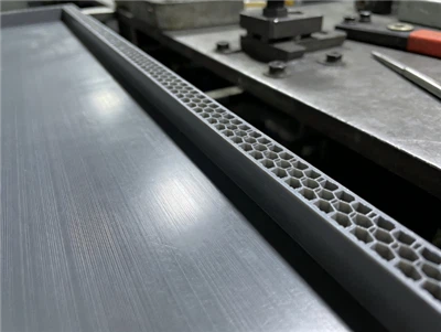 Kodėl termoplastinės korio plokštės sulaukia pramonės dėmesio?